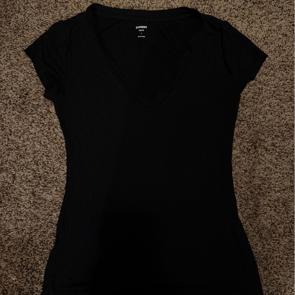 Express Black Short Sleeve Scoop Neck Tee